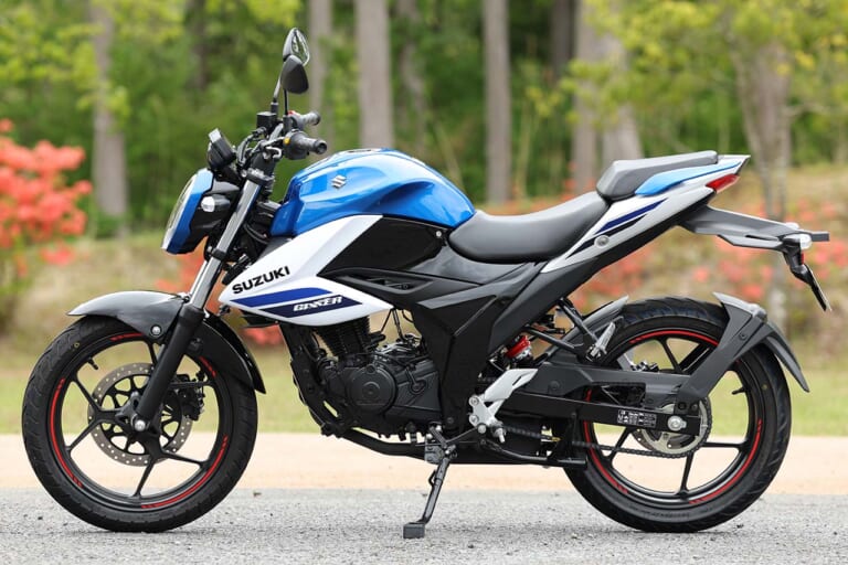 スズキ|ジクサー150|2025年モデル|「良心的」「燃費もスゲェ!」特別なものは何もない、なのに好バランス……スズキ「ジクサー150」試乗インプレッション