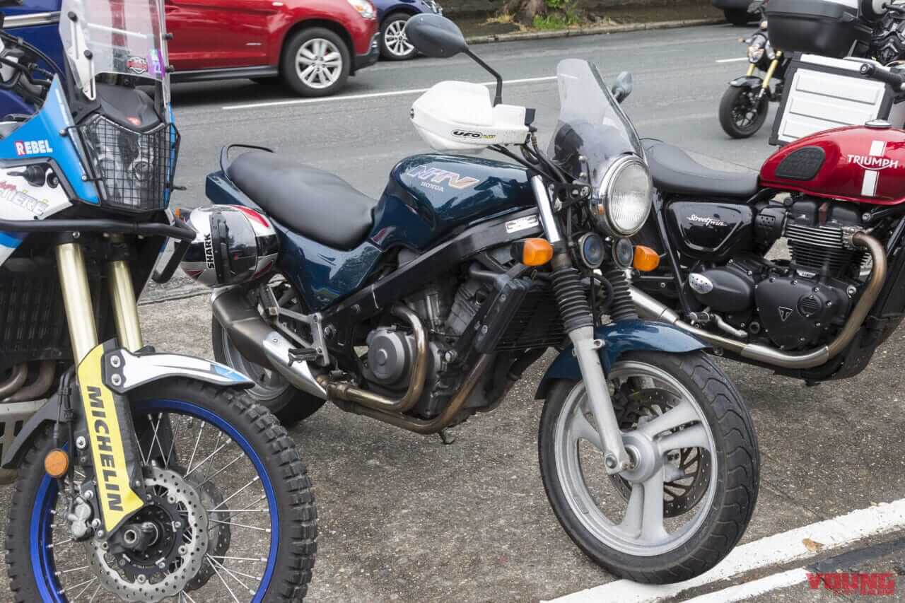 マン島TTで見つけたレアなバイク36選! 欧州で大切に乗られている日本車、トンデモカスタムの欧州車も?|マン島TTで見つけたレアなバイク36選! 欧州で大切に乗られている日本車、トンデモカスタムの欧州車も?