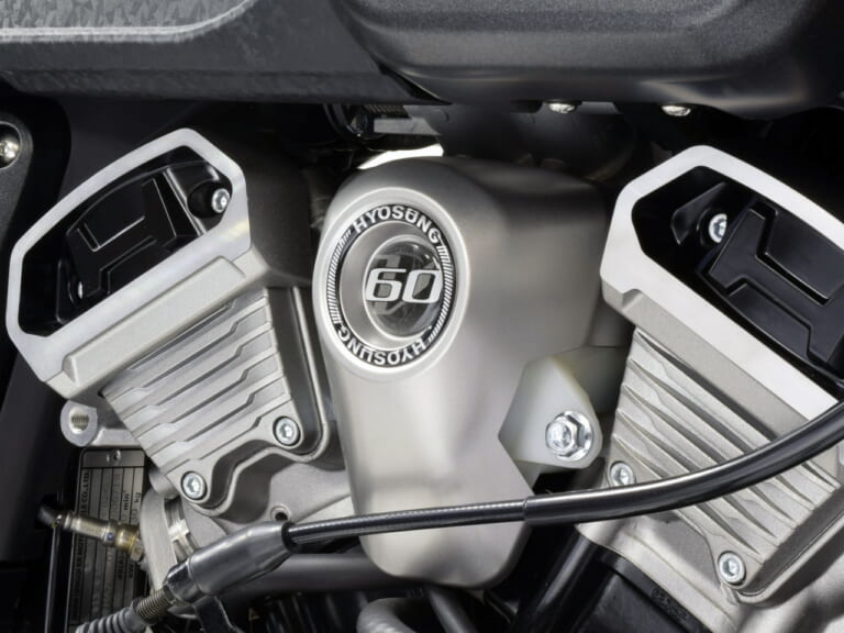 ヒョースン|GX125Xロードスター|水冷V型2気筒エンジンの原付二種、新型登場!! ヒョースン「GV125Xロードスター」7月上旬発売へ