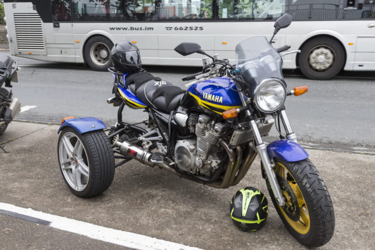マン島TTで見つけたレアなバイク36選! 欧州で大切に乗られている日本車、トンデモカスタムの欧州車も?|マン島TTで見つけたレアなバイク36選! 欧州で大切に乗られている日本車、トンデモカスタムの欧州車も?