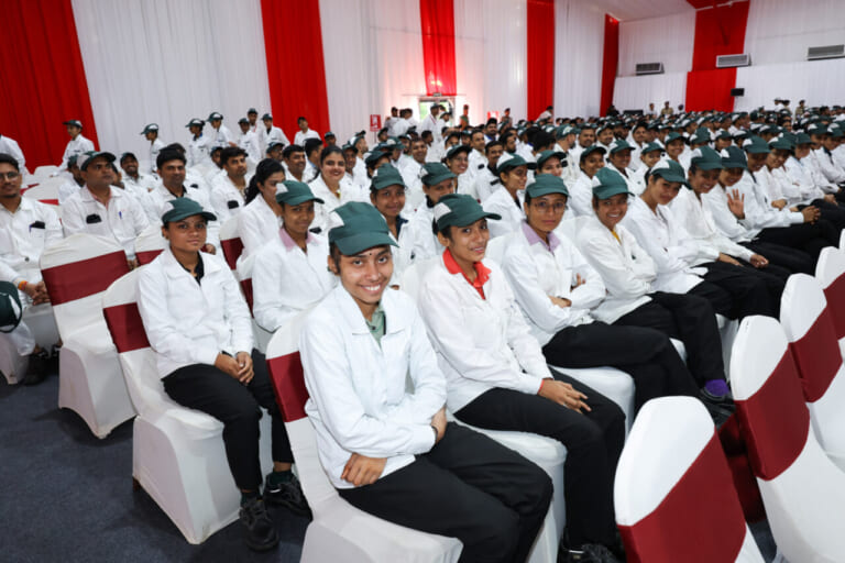 記念式典|【1日で最大16万台を売る?! 】脅威のバイク巨大市場「インド」でホンダ 二輪車生産5億台記念式典に参加してきた