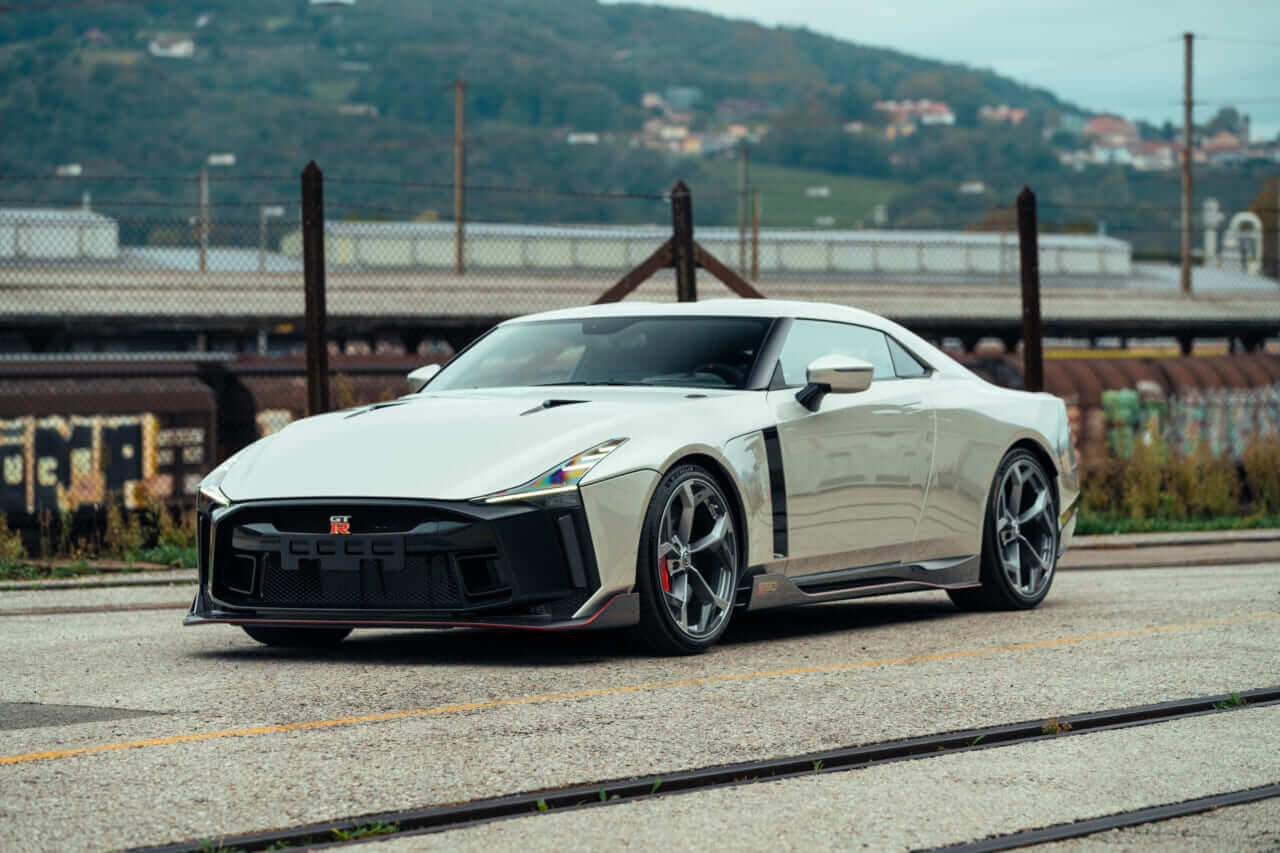 GT-R50 by Italdesign｜【超希少】わずか19台の「GT-R50」が1.8億円で落札! 幻の限定車に秘められた超絶性能とは?