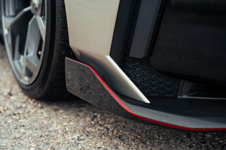 サムライブレード｜【超希少】わずか19台の「GT-R50」が1.8億円で落札! 幻の限定車に秘められた超絶性能とは?