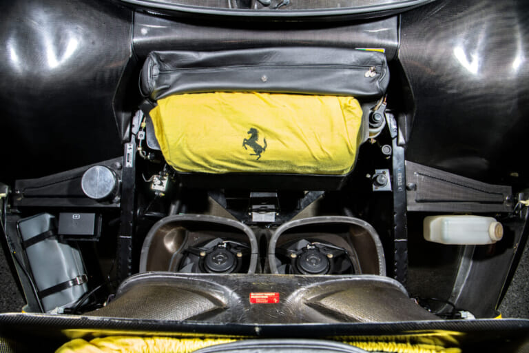フロントスカットル前｜「F1部門と市販車部門がタッグを組んだ」唯一無二のフェラーリ! V12搭載のF50こそ「公道を走れる直系マシン」その伝説と魅力に迫る