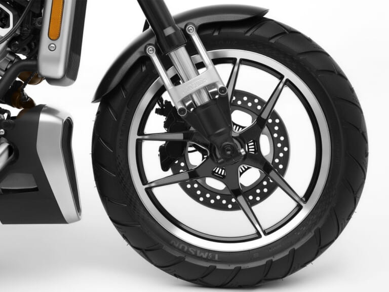 ヒョースン|GX125Xロードスター|水冷V型2気筒エンジンの原付二種、新型登場!! ヒョースン「GV125Xロードスター」7月上旬発売へ