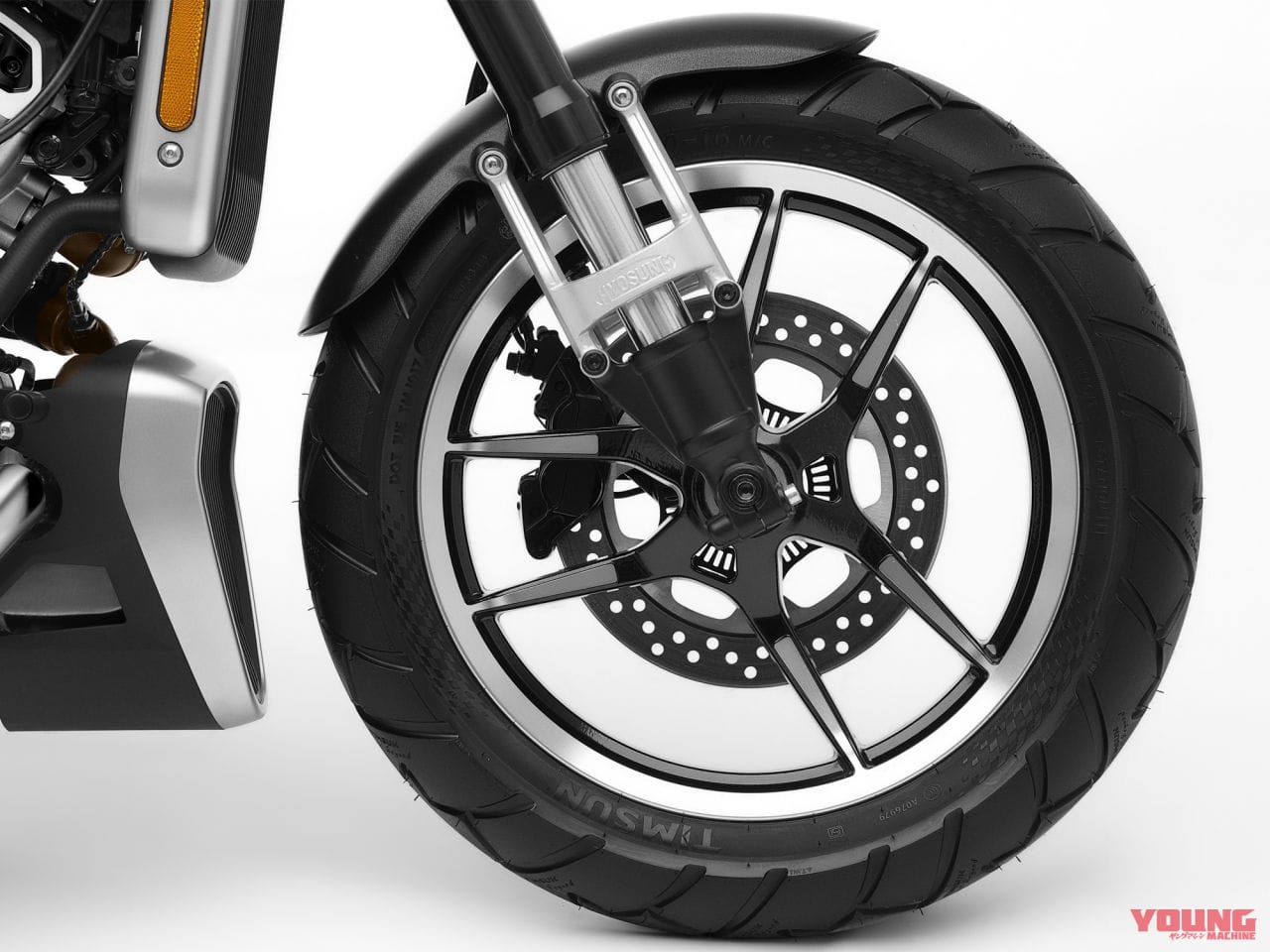 ヒョースン|GX125Xロードスター|水冷V型2気筒エンジンの原付二種、新型登場!! ヒョースン「GV125Xロードスター」7月上旬発売へ