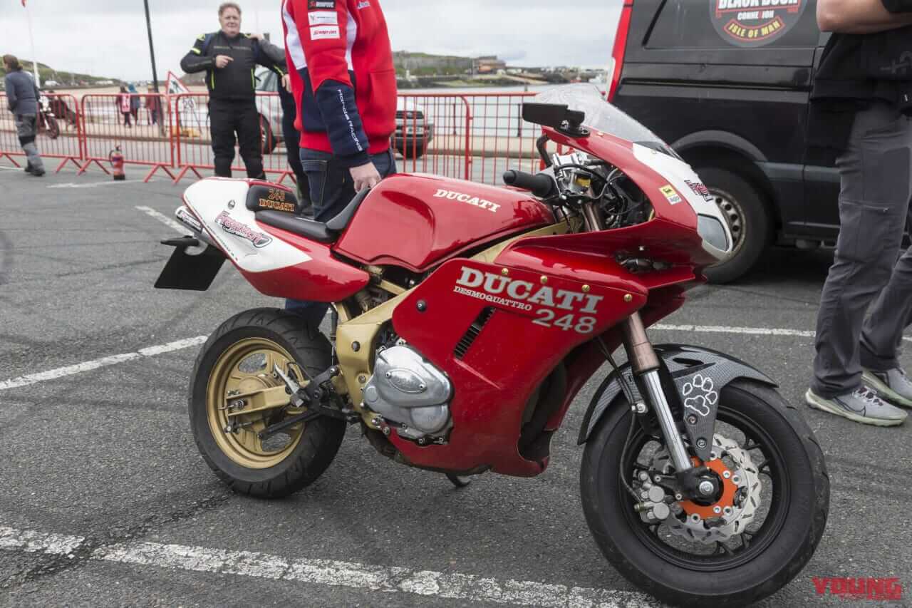 マン島TTで見つけたレアなバイク36選! 欧州で大切に乗られている日本車、トンデモカスタムの欧州車も?|マン島TTで見つけたレアなバイク36選! 欧州で大切に乗られている日本車、トンデモカスタムの欧州車も?