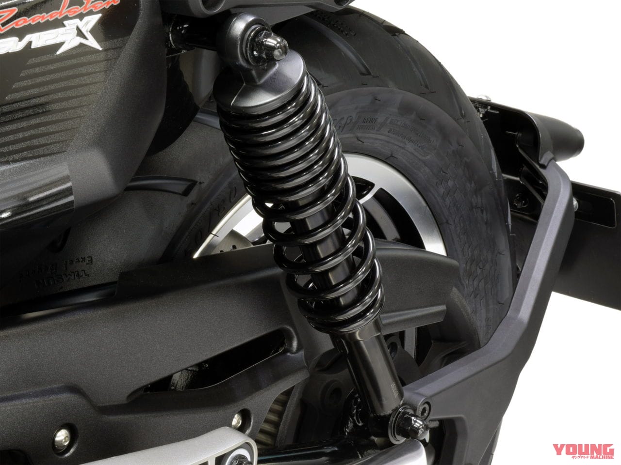 ヒョースン|GX125Xロードスター|水冷V型2気筒エンジンの原付二種、新型登場!! ヒョースン「GV125Xロードスター」7月上旬発売へ