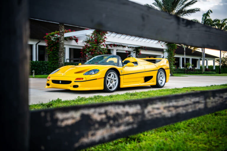 フェラーリ創立50周年記念モデルのF50｜「F1部門と市販車部門がタッグを組んだ」唯一無二のフェラーリ! V12搭載のF50こそ「公道を走れる直系マシン」その伝説と魅力に迫る