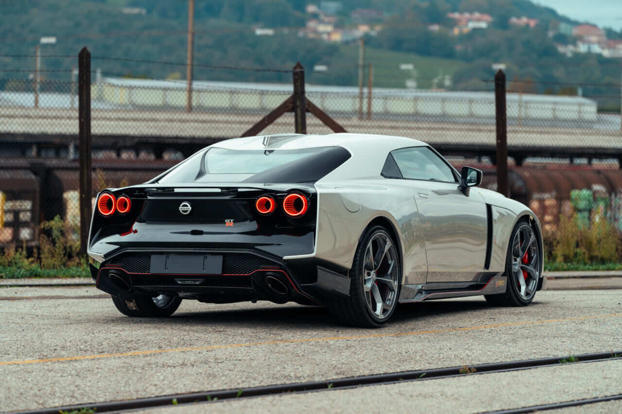 ｜【超希少】わずか19台の「GT-R50」が1.8億円で落札! 幻の限定車に秘められた超絶性能とは?