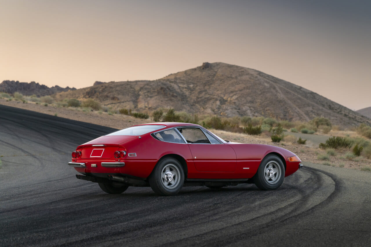ロングノーズ＆ショートデッキ｜【永遠の憧れ】フェラーリ デイトナの魅力を徹底解剖! 365GTB/4にスパイダー、そしてコンペティツィオーネという3つの”伝説”