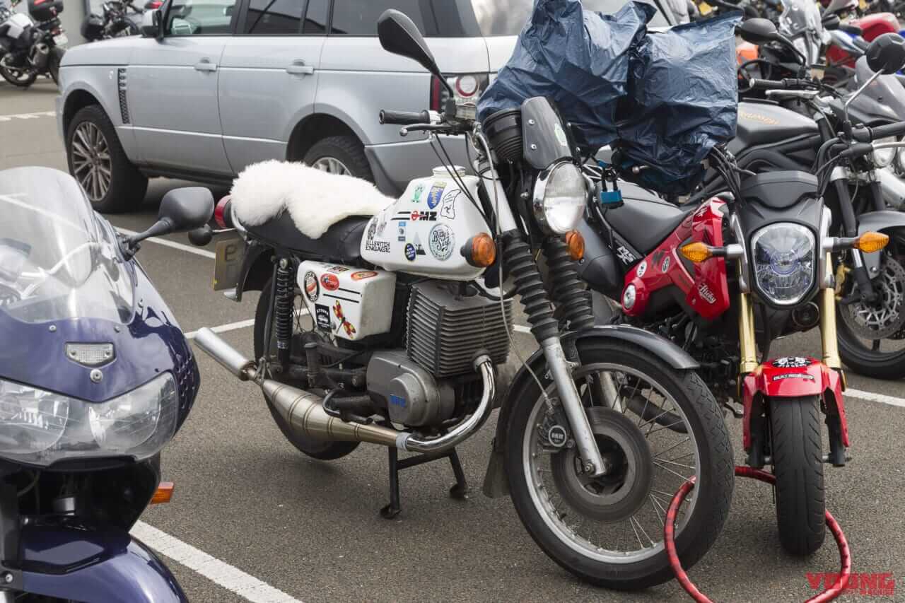 マン島TTで見つけたレアなバイク36選! 欧州で大切に乗られている日本車、トンデモカスタムの欧州車も?|マン島TTで見つけたレアなバイク36選! 欧州で大切に乗られている日本車、トンデモカスタムの欧州車も?