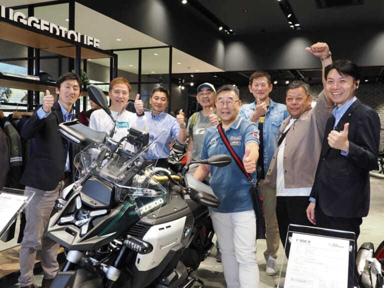 R1300GSアドベンチャー｜納車｜モトラッドミツオカ堺｜新たな店舗デザインにBMWユーザーが集う。モトラッドミツオカ堺店が6月移転OPEN