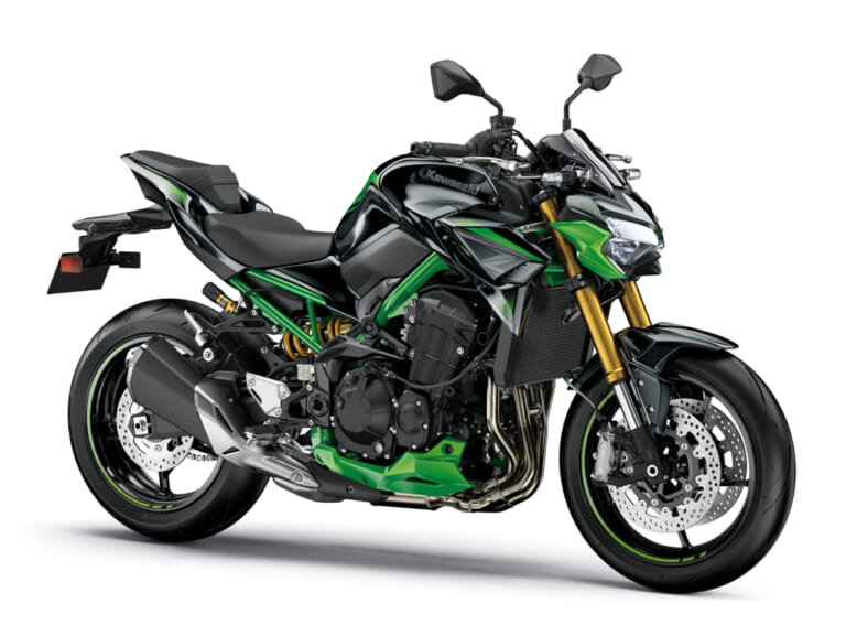 KAWASAKI Z900｜最新相場もわかる! 人気バイク歴代モデル図鑑：カワサキZ900【上級/限定車も登場の2022年モデル】