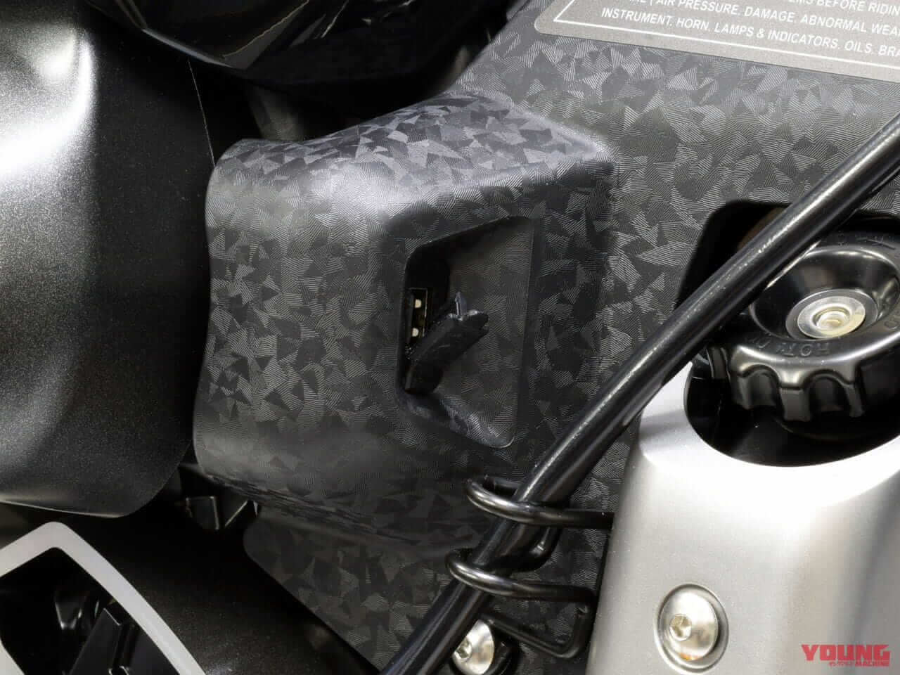 ヒョースン|GX125Xロードスター|水冷V型2気筒エンジンの原付二種、新型登場!! ヒョースン「GV125Xロードスター」7月上旬発売へ