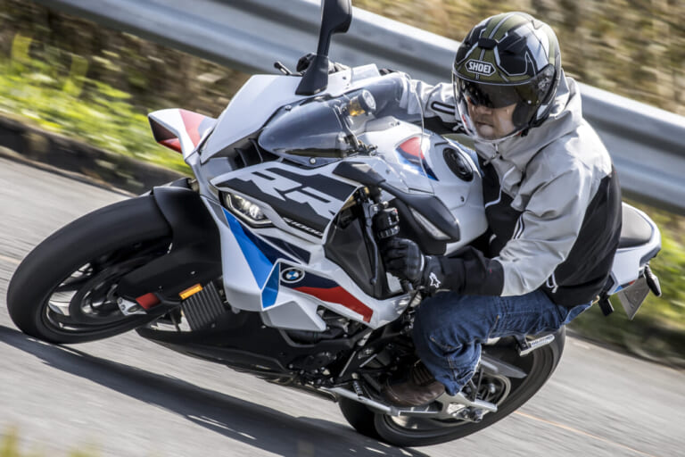 BMW S1000RR 試乗レビュー【意外な従順さを見せるスーパーマシン】