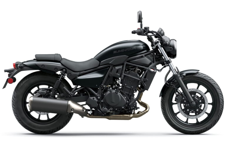 カワサキ|エリミネーター|2026年モデル|カワサキ「エリミネーター」シリーズ、早くも2026年モデルへ!! SEに新色ホワイト登場&マット色復活、STDはレッド系も初披露