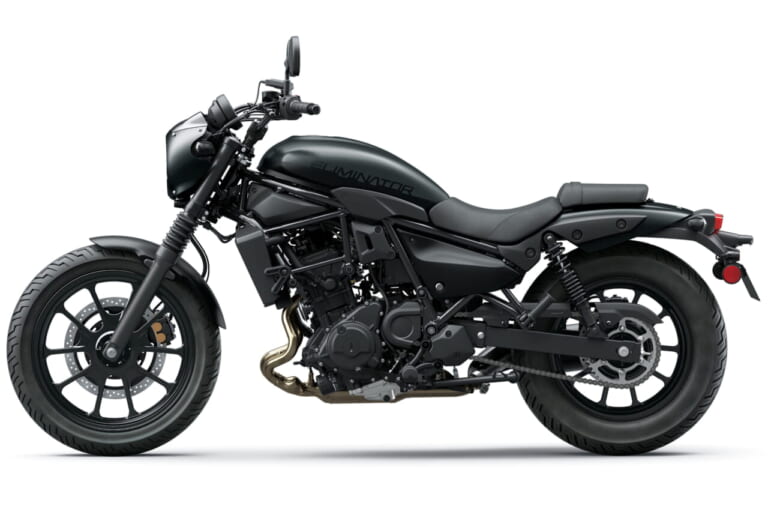 カワサキ|エリミネーター|2026年モデル|カワサキ「エリミネーター」シリーズ、早くも2026年モデルへ!! SEに新色ホワイト登場&マット色復活、STDはレッド系も初披露