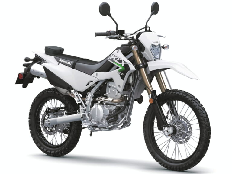 カワサキ|KLX300|北米仕様|2026年モデル|カワサキ「KLX300/SM」2026年モデル登場! パワフルな水冷292cc単気筒の“闘う4スト”に新色【北米】
