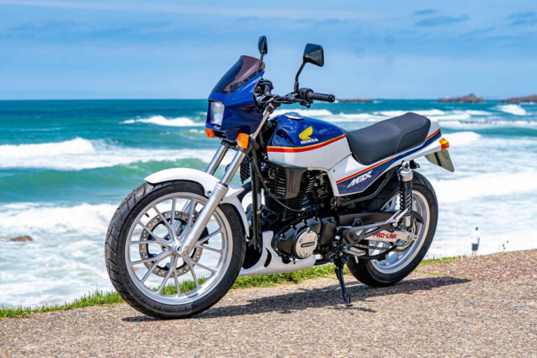 MBX350 – Servihonda Málaga: Spain|「え、これがGB350Sなの?!」イタリアで作られた和ボバー・「Hachimanaan」は八幡の名がルーツ【欧州カスタム優勝車】