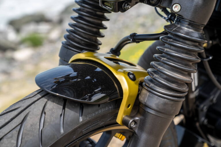 GRAND (B)RIX – Sporty Bike: Germany|「え、これがGB350Sなの?!」イタリアで作られた和ボバー・「Hachimanaan」は八幡の名がルーツ【欧州カスタム優勝車】