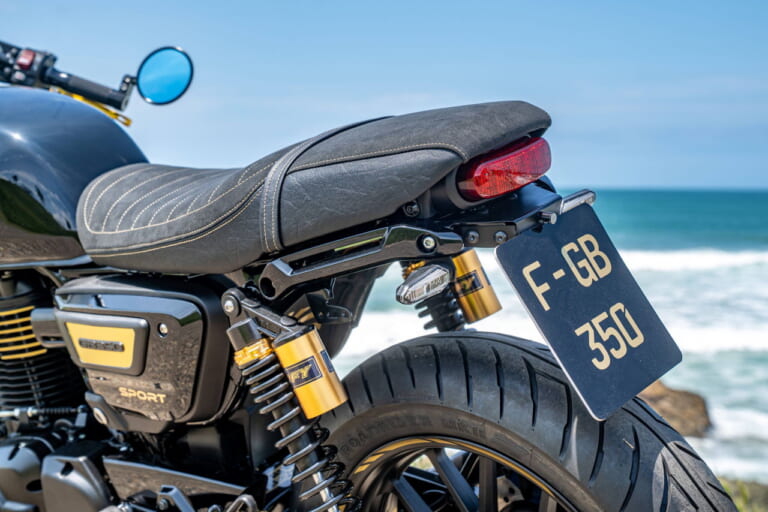 GRAND (B)RIX – Sporty Bike: Germany|「え、これがGB350Sなの?!」イタリアで作られた和ボバー・「Hachimanaan」は八幡の名がルーツ【欧州カスタム優勝車】