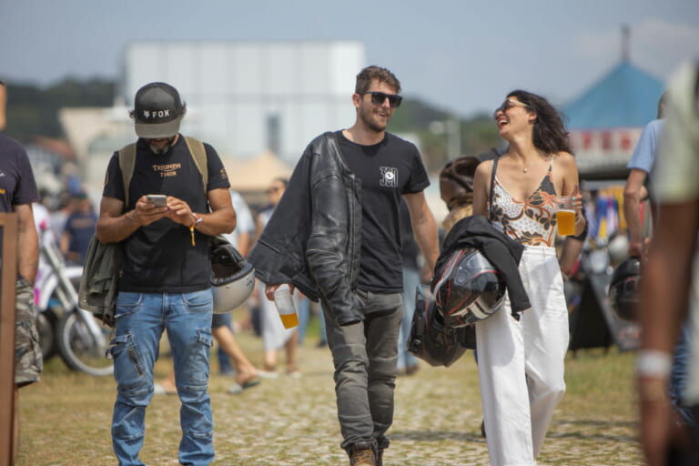 Wheels and Waves festival in Biarritz, France.｜「え、これ全部GB350Sなの?!」ホンダ公式カスタム祭り、今年は欧州7か国・11台の魔改造マシンから世界一を決める！