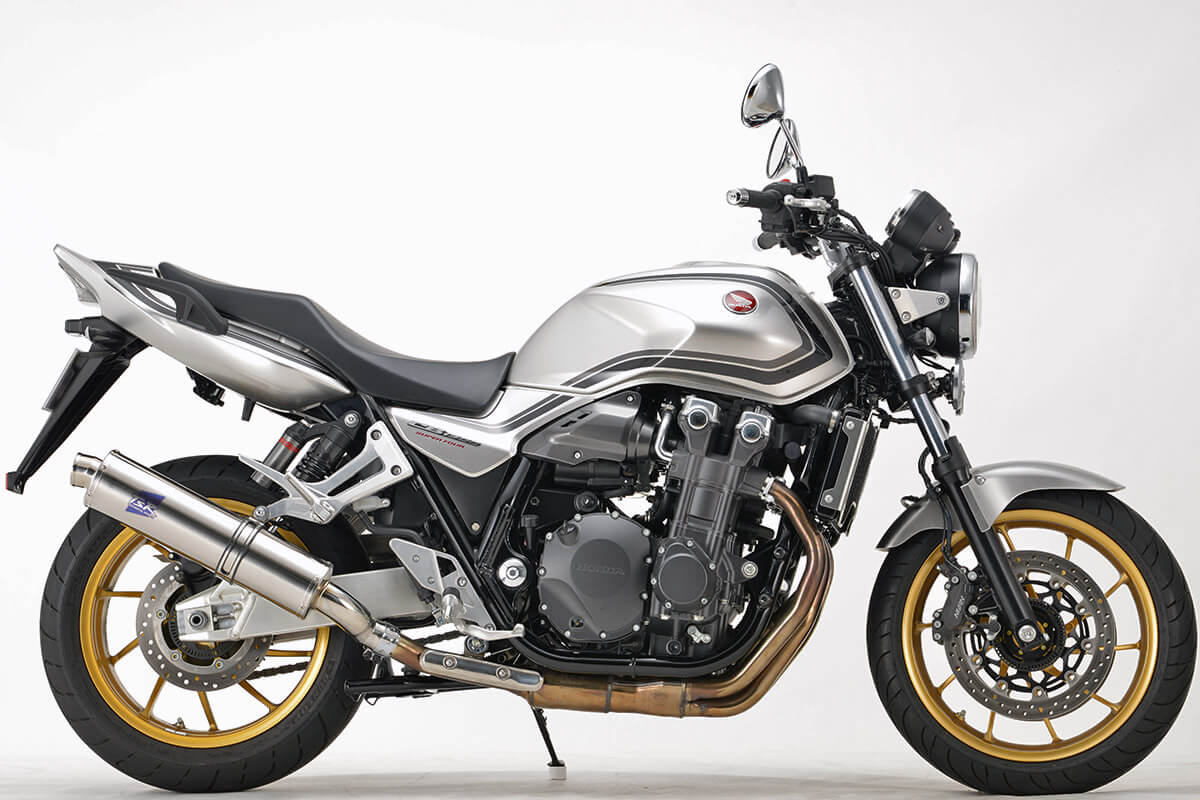TSRとアールズ・ギアが共同開発するホンダCB1300SF＆SB用リプレイス用スリップオンマフラー｜TSR製CB1300SF/SB(’21-)用マフラー【世界耐久を共に戦うアールズ・ギアと開発】