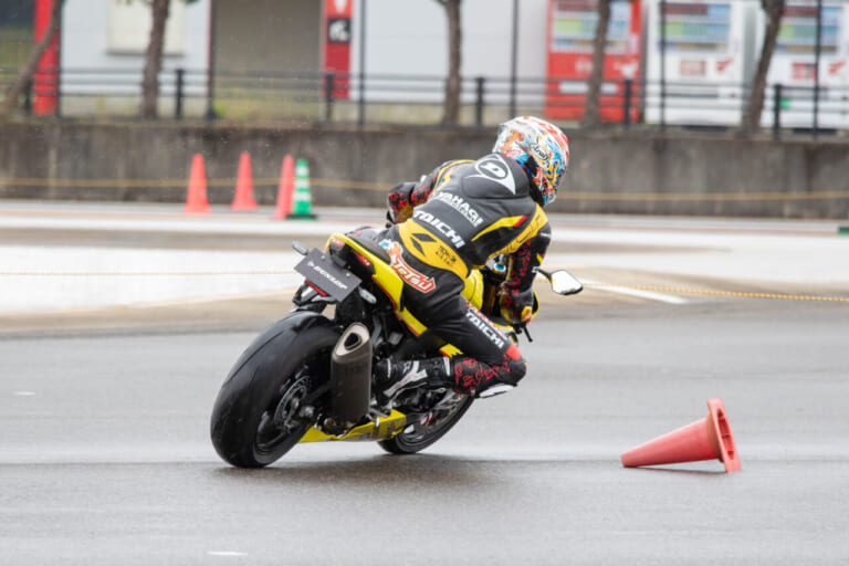 ダンロップ スポーツマックスQ5/Q5A/Q5S｜長島哲太選手がダンロップのスポーツマックスQ5/Q5S/Q5Aを実走インプレッション!