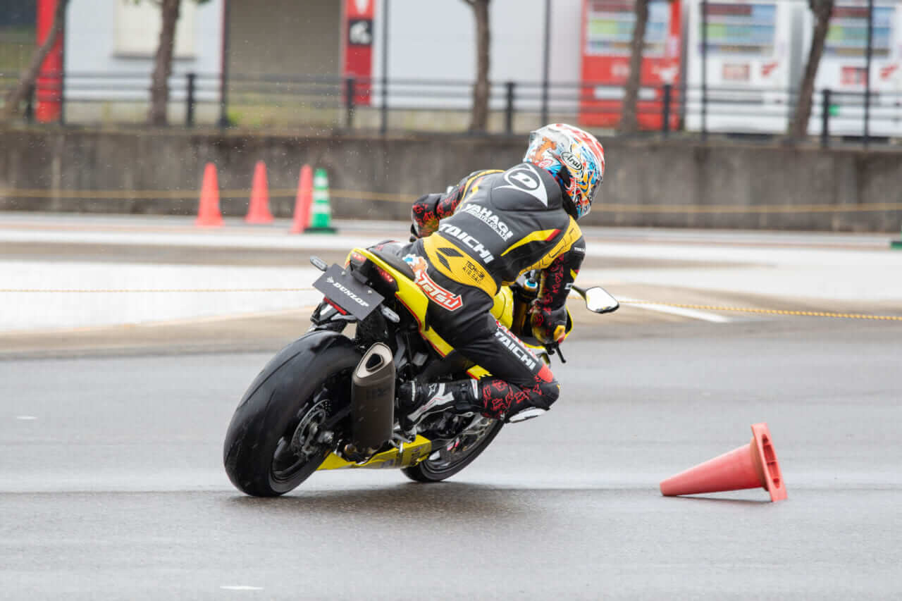 ダンロップ スポーツマックスQ5/Q5A/Q5S｜長島哲太選手がダンロップのスポーツマックスQ5/Q5S/Q5Aを実走インプレッション!