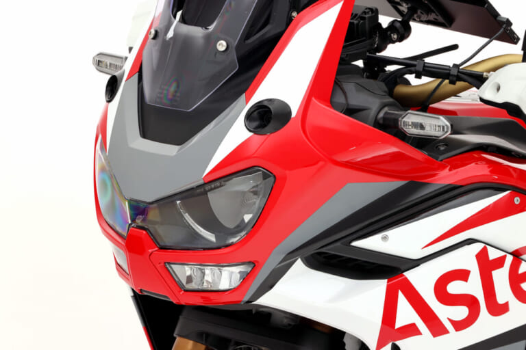 二輪ADASコンセプト|SHOWAの『後付け可能』な新世代サスペンションが凄い! 足着き改善の自動車高調整もギヤ式に進化【Astemoテックショー2025】