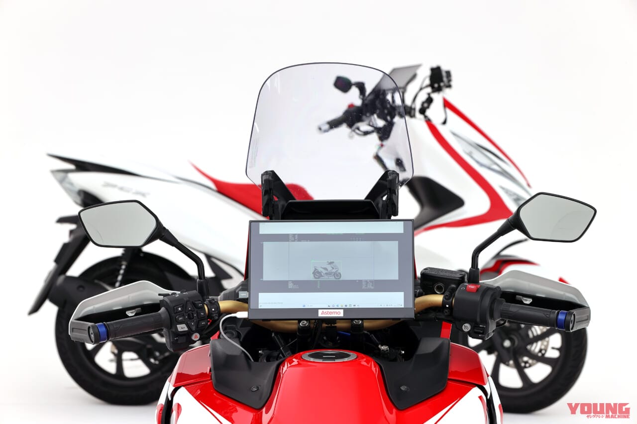 |SHOWAの『後付け可能』な新世代サスペンションが凄い! 足着き改善の自動車高調整もギヤ式に進化【Astemoテックショー2025】
