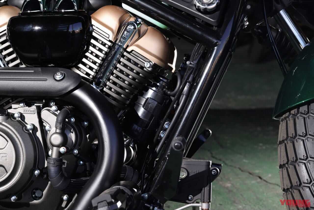 ベンダ|ナポレオンボブ250|水冷250cc・V型2気筒のカスタムクルーザー「BENDA ナポレオンボブ250」日本上陸ほぼ確! 独自のサスペンションを持つ怪マシン
