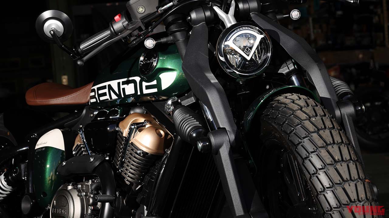 ｜水冷250cc・V型2気筒のカスタムクルーザー「BENDA ナポレオンボブ250」日本上陸ほぼ確！ 独自のサスペンションを持つ怪マシン