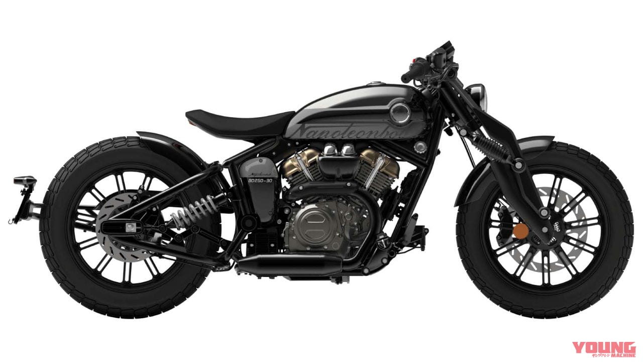 ベンダ|ナポレオンボブ250|水冷250cc・V型2気筒のカスタムクルーザー「BENDA ナポレオンボブ250」日本上陸ほぼ確! 独自のサスペンションを持つ怪マシン