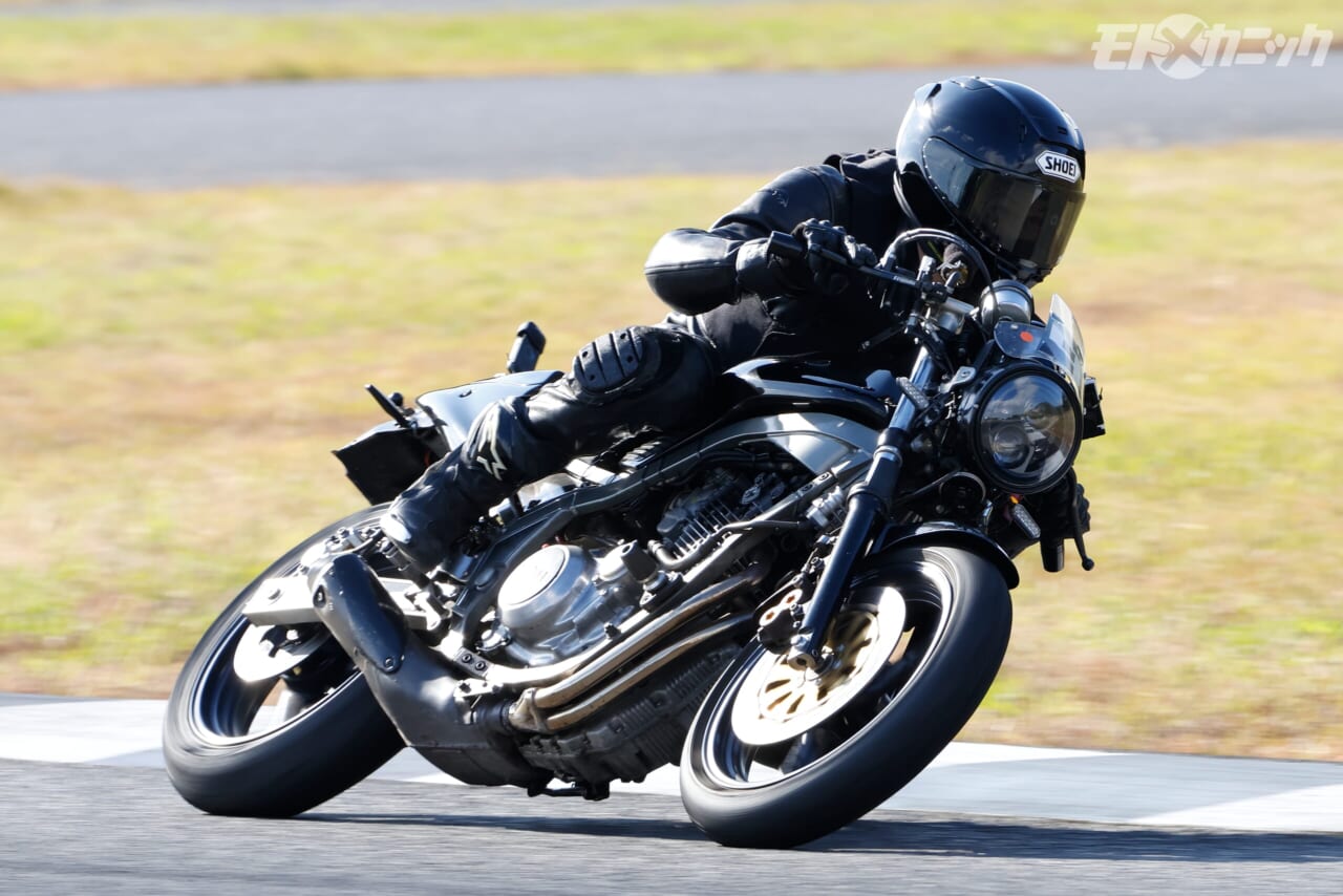 BOST｜走行｜YAMAHA SRX-4｜[旧車サーキット走行会] アストライドB.O.S.T.：第1回にして大盛況! シングル＆ツインオーナーが大挙エントリー