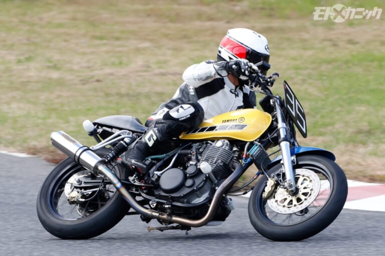 BOST｜走行｜YAMAHA SR400｜[旧車サーキット走行会] アストライドB.O.S.T.：第1回にして大盛況! シングル＆ツインオーナーが大挙エントリー