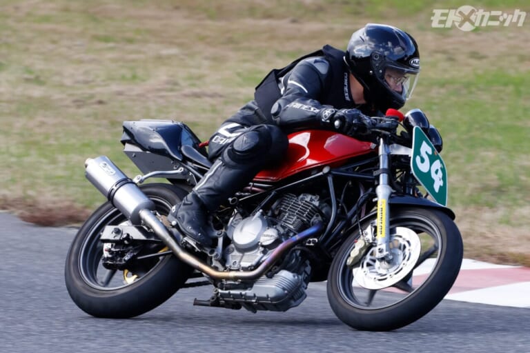 BOST｜走行｜SUZUKI Goose250｜[旧車サーキット走行会] アストライドB.O.S.T.：第1回にして大盛況! シングル＆ツインオーナーが大挙エントリー