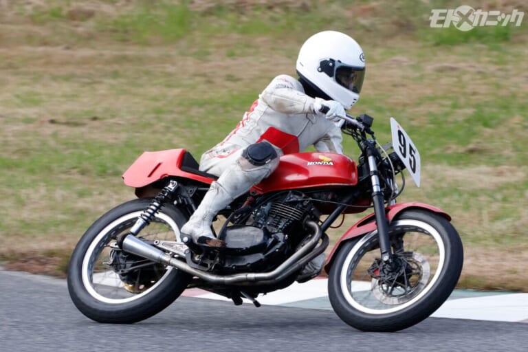 BOST｜走行｜HONDA CB250RS｜[旧車サーキット走行会] アストライドB.O.S.T.：第1回にして大盛況! シングル＆ツインオーナーが大挙エントリー