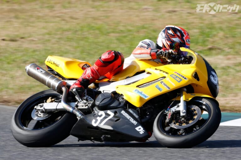 BOST｜走行｜HONDA VTR1000F｜[旧車サーキット走行会] アストライドB.O.S.T.：第1回にして大盛況! シングル＆ツインオーナーが大挙エントリー