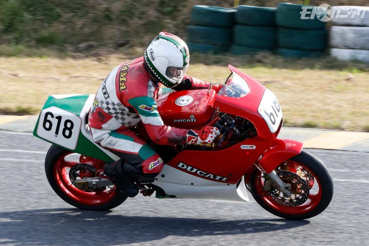 BOST｜走行｜DUCATI 750F1 Montjuich｜[旧車サーキット走行会] アストライドB.O.S.T.：第1回にして大盛況! シングル＆ツインオーナーが大挙エントリー