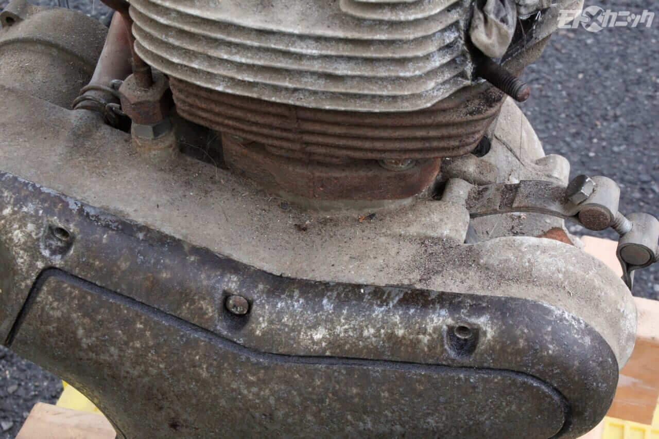 ｜[バイクメンテDIY] 激しい汚れは洗剤選びから。高性能ケミカルで“お悩み”解消!〈BAN-ZI MUD MAX〉
