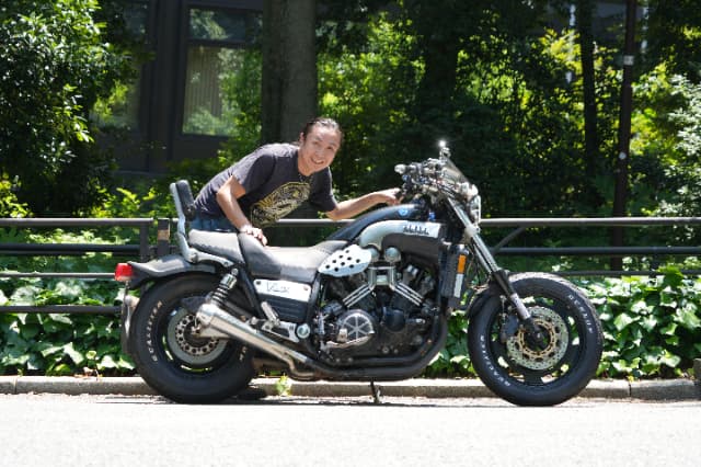 シュアラスターLOOPパワーショット×ヤマハ・VMAX1200｜シュアラスターLOOPパワーショット「ザ・体感!!」ヤマハVMAX1200編
