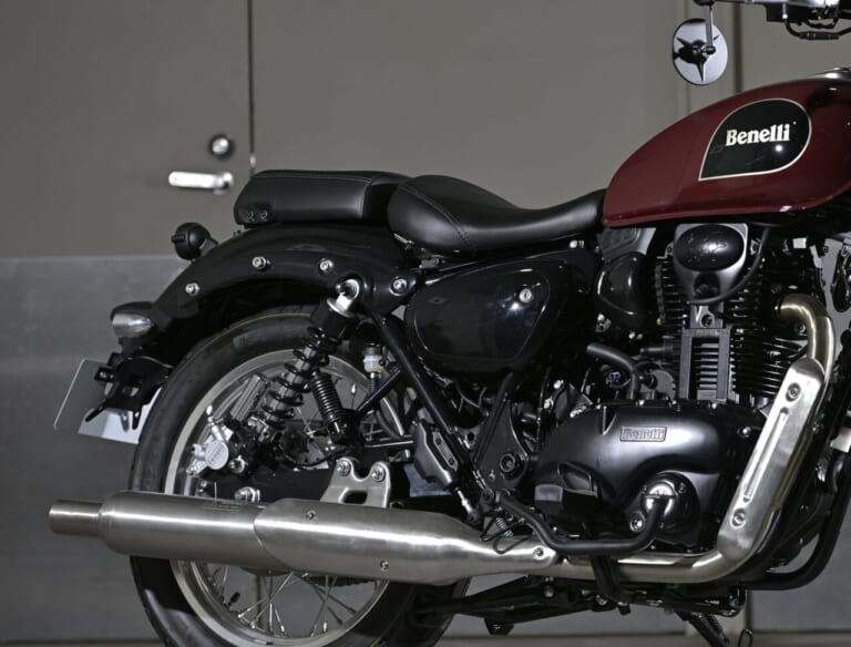 ベネリインペリアーレ400 プロトカスタム｜【ベネリ インペリアーレ400】プロト自身によるクラシックスタイルカスタム〈PLOT CUSTOM DIVER 2025〉