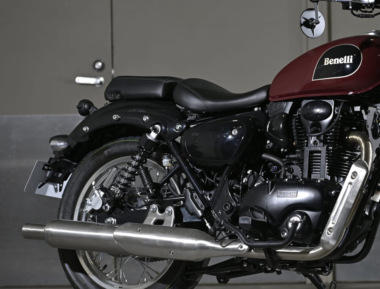 ベネリインペリアーレ400 プロトカスタム｜【ベネリ インペリアーレ400】プロト自身によるクラシックスタイルカスタム〈PLOT CUSTOM DIVER 2025〉