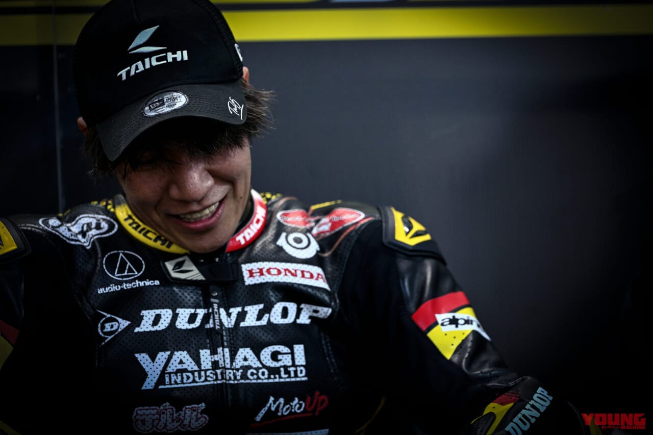 ファインダー越しに見た長島哲太×ダンロップの挑戦|真弓悟史|序盤のトップ走行は奇策か、当然か──ファインダー越しに見た長島哲太×ダンロップの挑戦2025