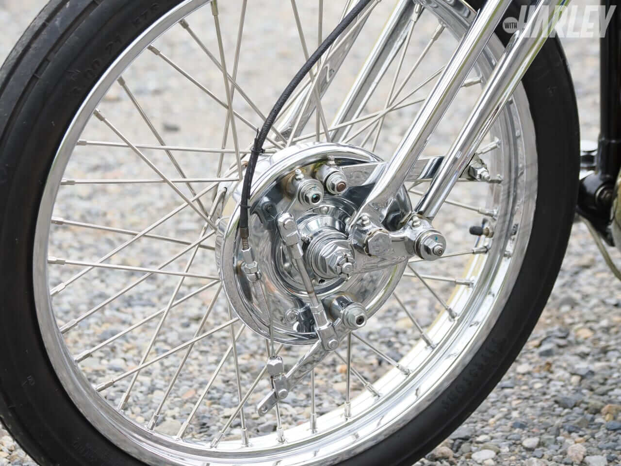 PANHEAD SPRINGER CHOPPER｜遠藤自動車サービスカスタム｜フロントブレーキ｜[ハーレーカスタム] パンヘッドスプリンガーチョッパー：フロントに珠玉のVLスプリンガー!〈遠藤自動車サービス〉