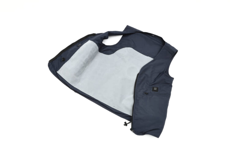 PowerArQ Cooling Vest｜夏のツーリングが快適になる! 最長10時間ひんやりが持続する水冷循環式冷却ベストが登場