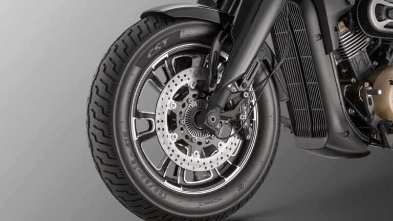 QJMOTOR SRV 400 VS｜400ccクラスのVツインクルーザー！ QJMOTOR「SRV400VS」7月より入荷、シート高734mmで77万8000円