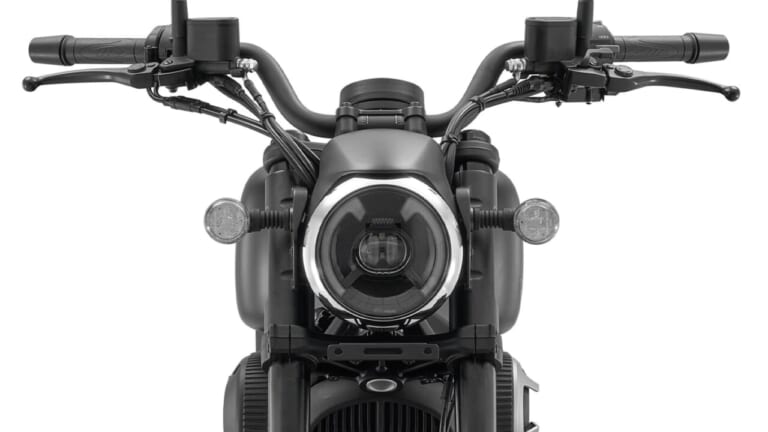 QJMOTOR SRV 250 A|「AT免許で運転できる!」Vツイン搭載の軽二輪クルーザー! QJMOTOR「SRV250A」が69万8000円で登場